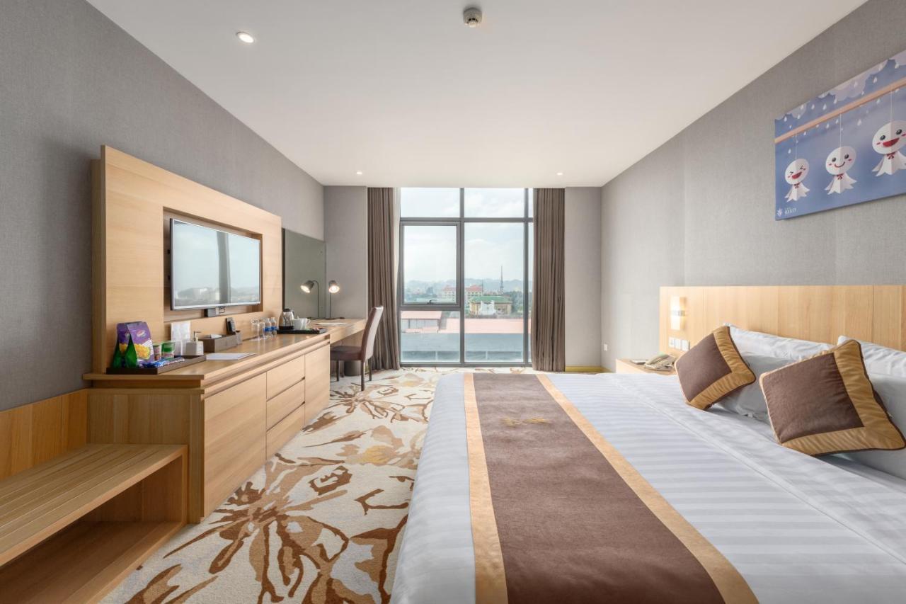 נין בין The Reed Hotel מראה חיצוני תמונה