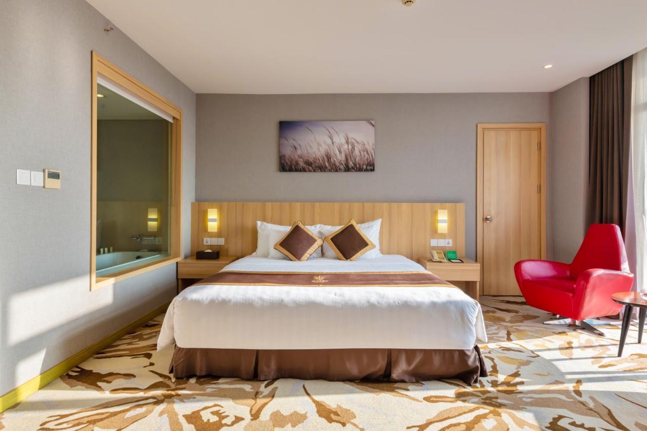 נין בין The Reed Hotel מראה חיצוני תמונה