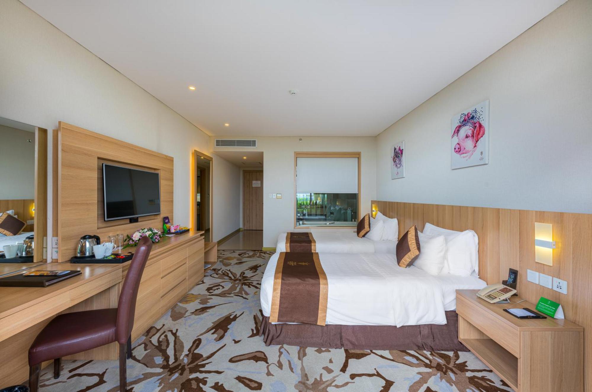 נין בין The Reed Hotel מראה חיצוני תמונה