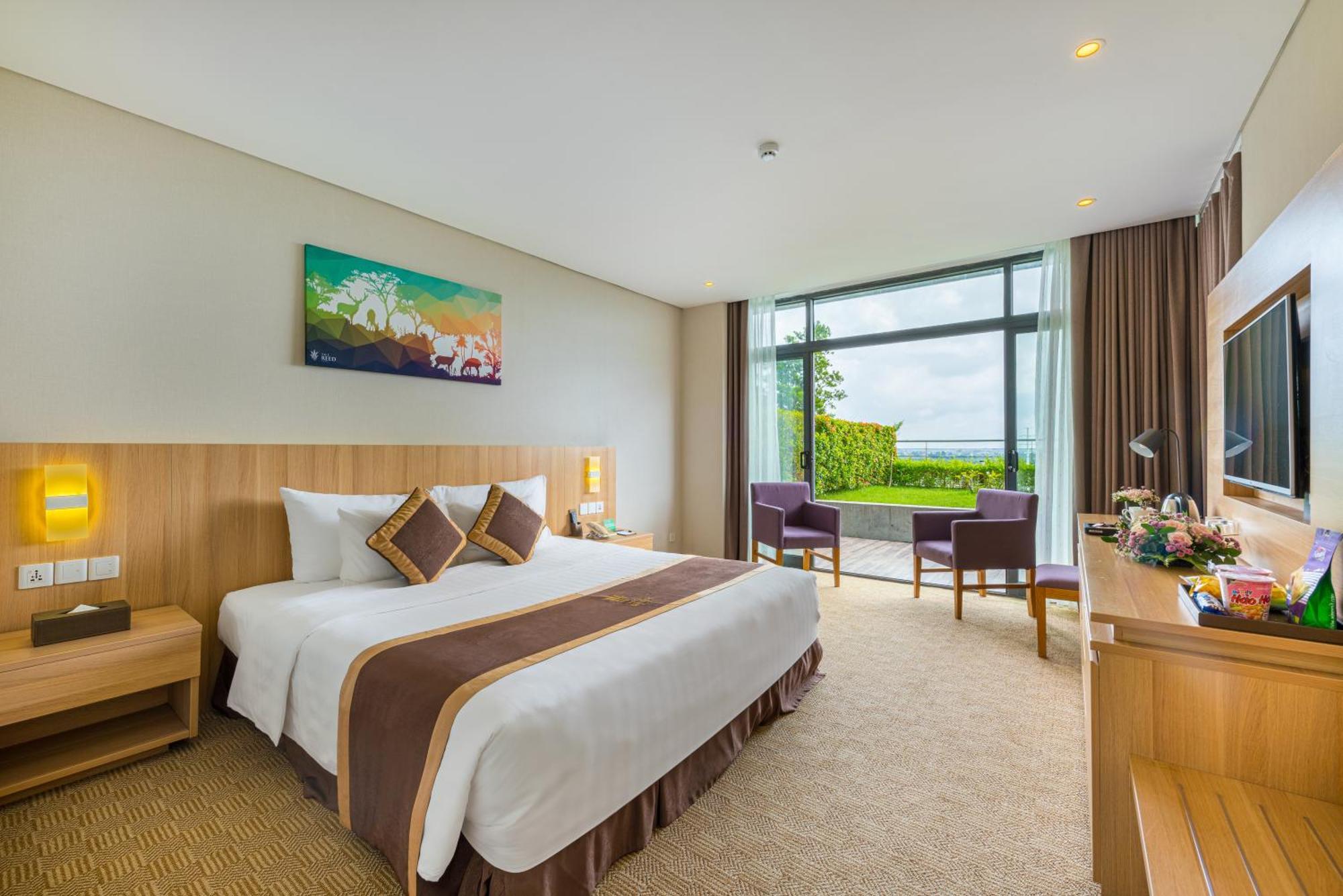 נין בין The Reed Hotel מראה חיצוני תמונה