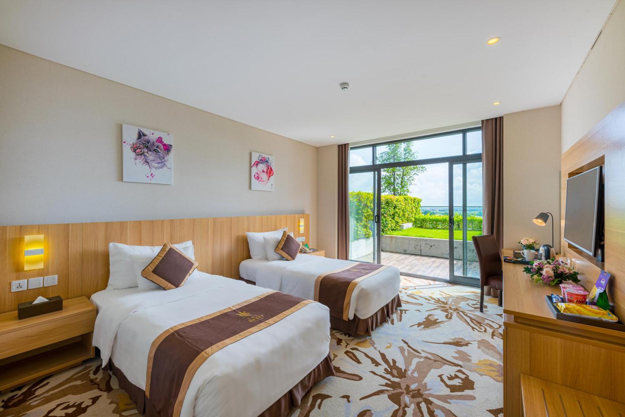 נין בין The Reed Hotel מראה חיצוני תמונה