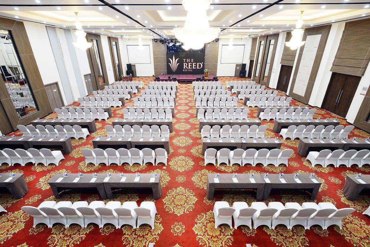 נין בין The Reed Hotel מראה חיצוני תמונה